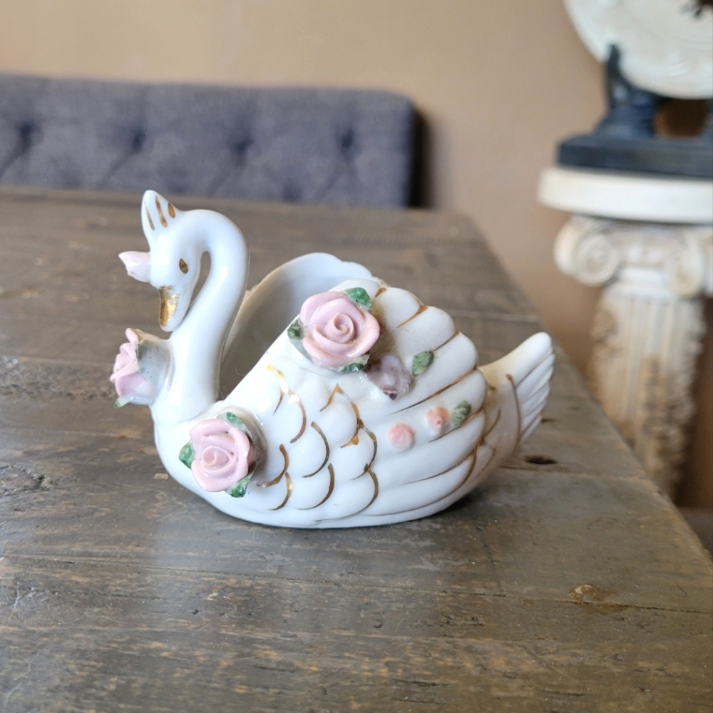 Vintage Lefton China Swan Figurine With Roses Ashtray Trinket Dish Gold Gilt
